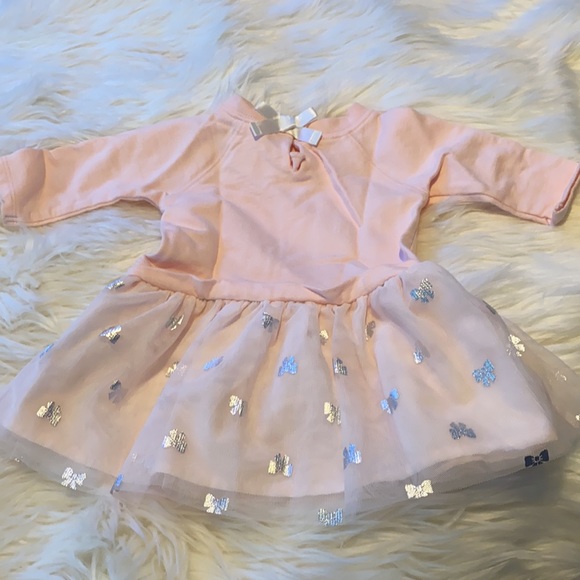 Carter’s Cute Dress for 12 mos old baby girl 😍🤗 color soft peach pink. - Picture 3 of 7